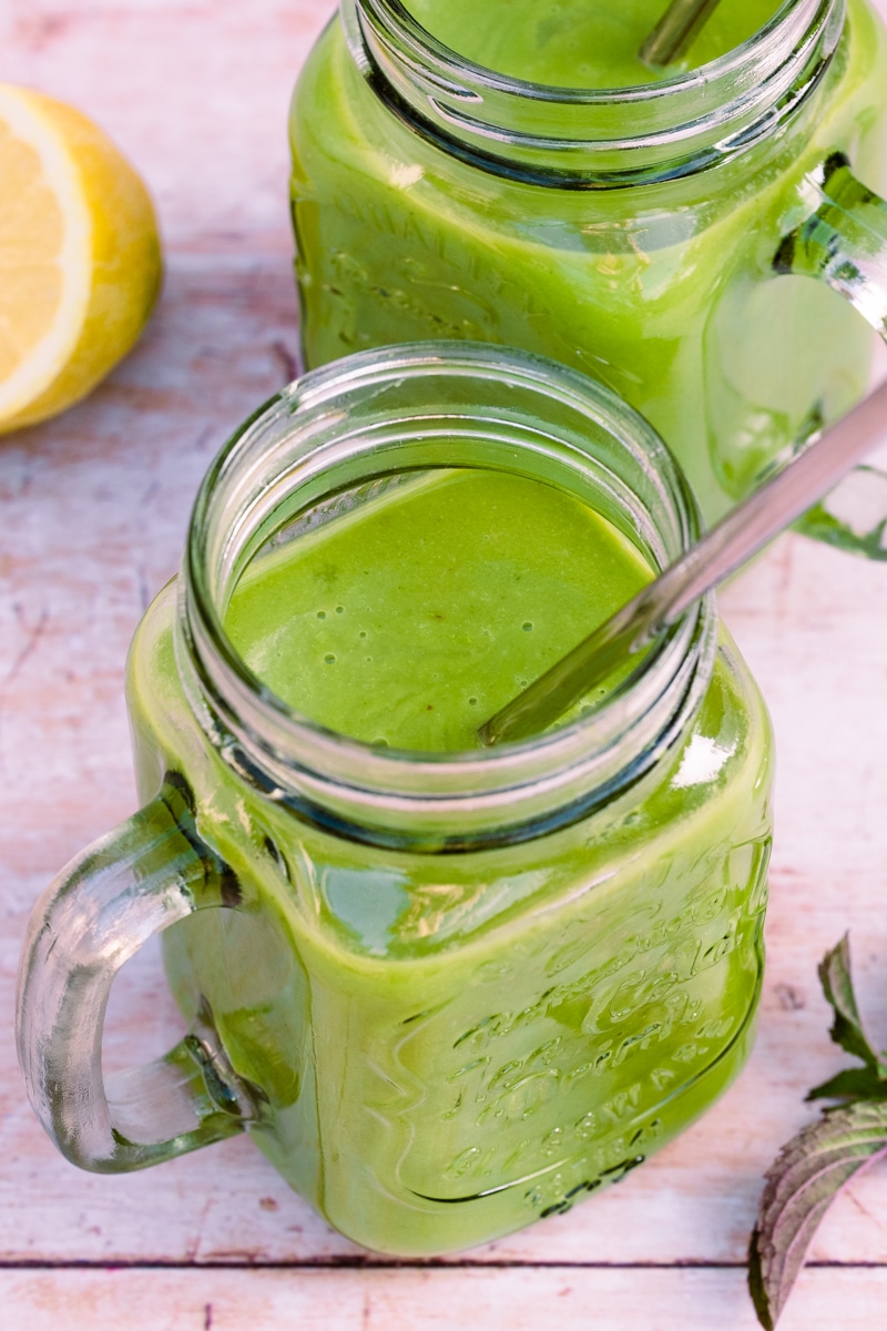 Green Smoothie Cleanse: 15-Day Healthy Detox Program with Recipes