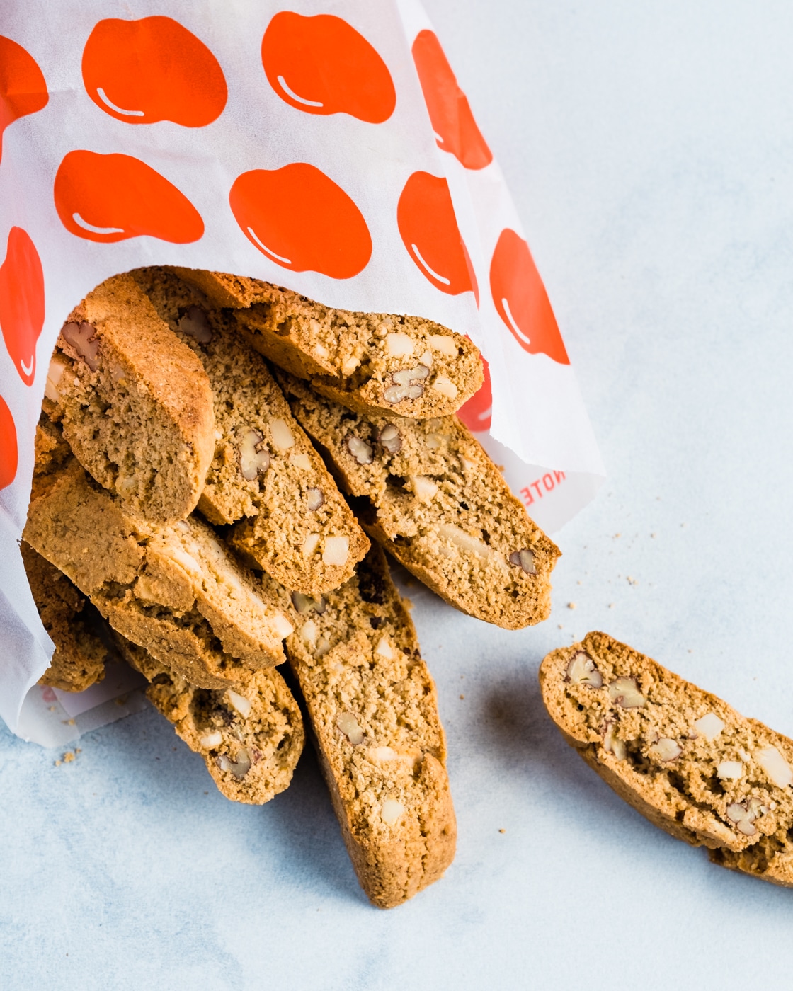 Italian almond biscotti