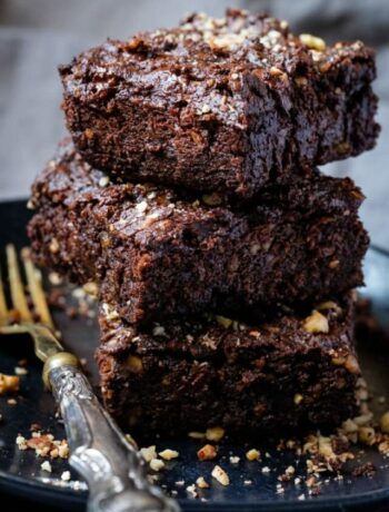 cropped-avocado-hazelnut-brownies-lectin-free-e1645298405525.jpg