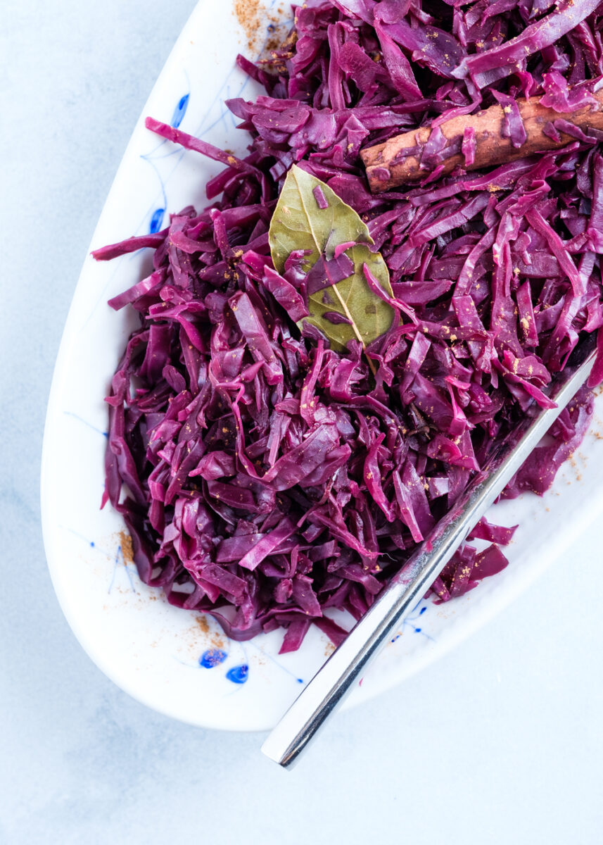 Sweet and Sour Braised Red Cabbage