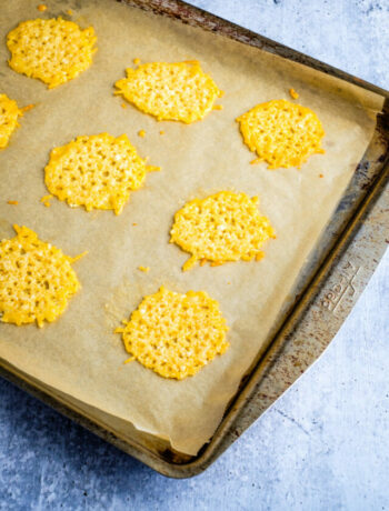 cropped-parmigiano-reggiano-crisps-lectin-free-2-e1645283639290.jpg