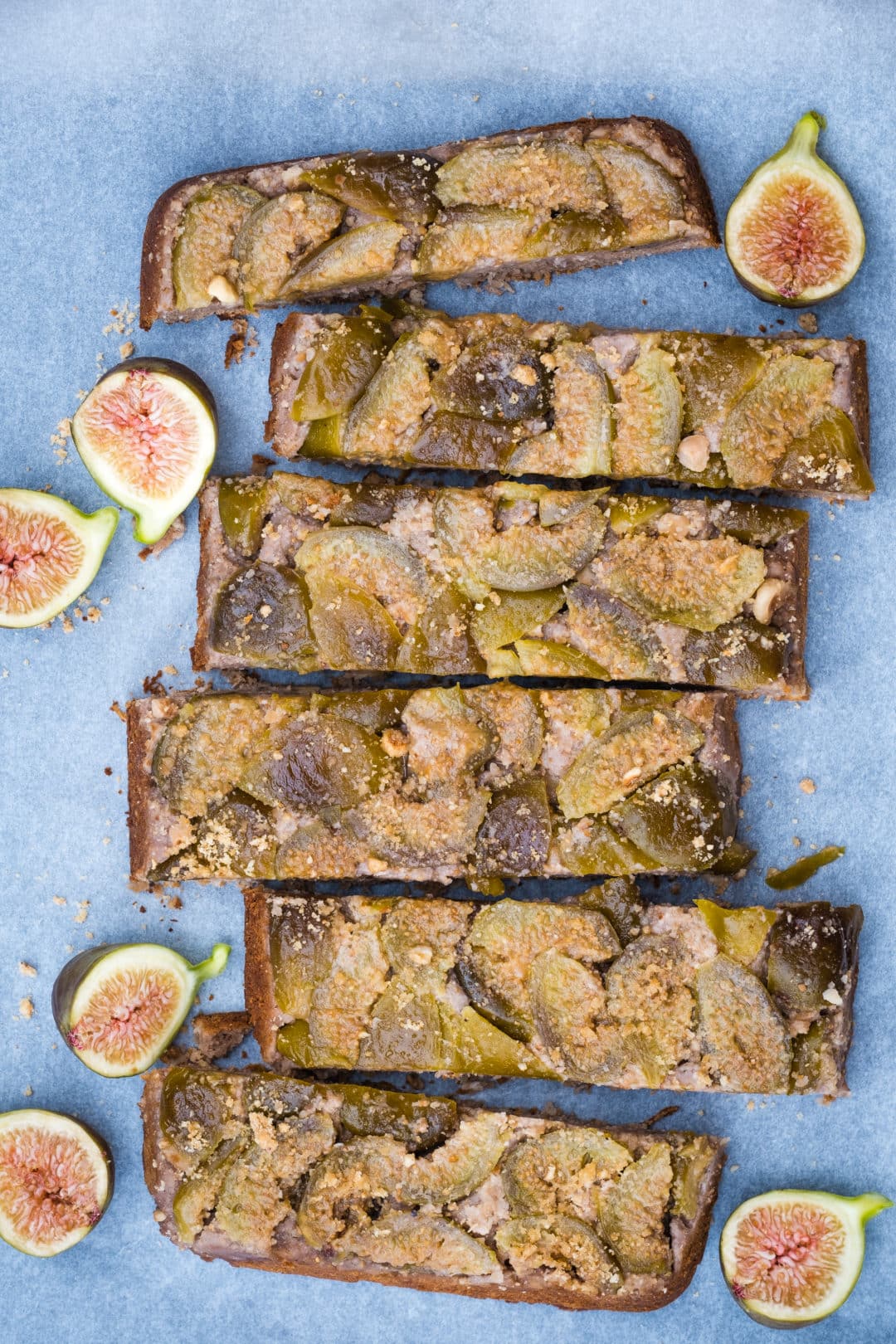 Fresh Fig Coffee Cake With Hazelnuts