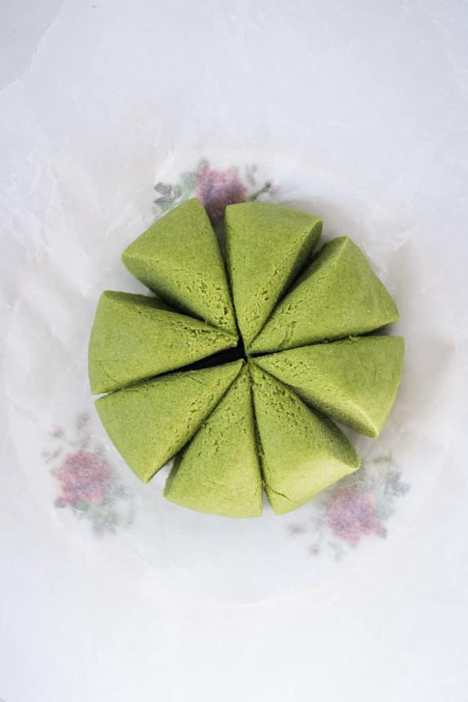 The dough for the green cassava flour tortillas