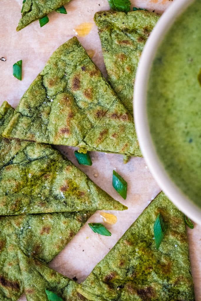 Green tortilla chips with cassava flour and stinging nettle 