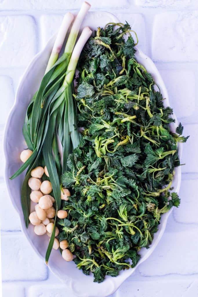 Ingredients for the green pasta sauce