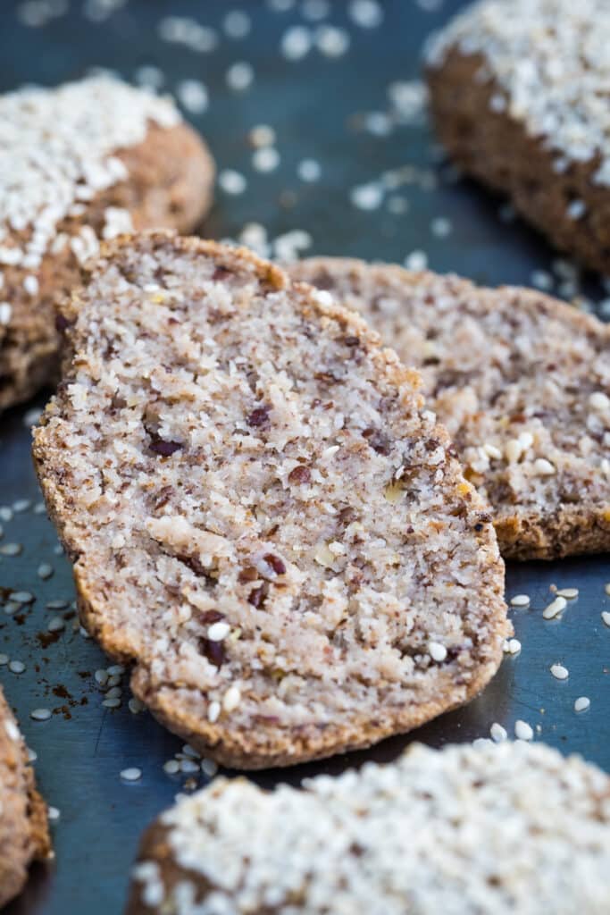 Sliced sorghum bread