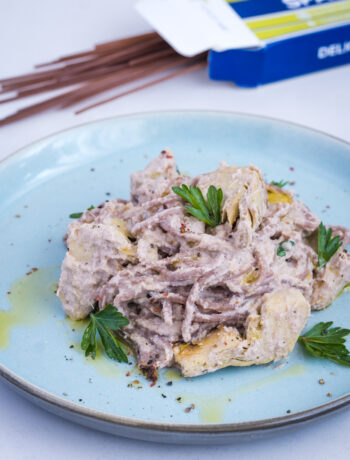 Sorghum Spaghetti with Artichoke Creamy Sauce