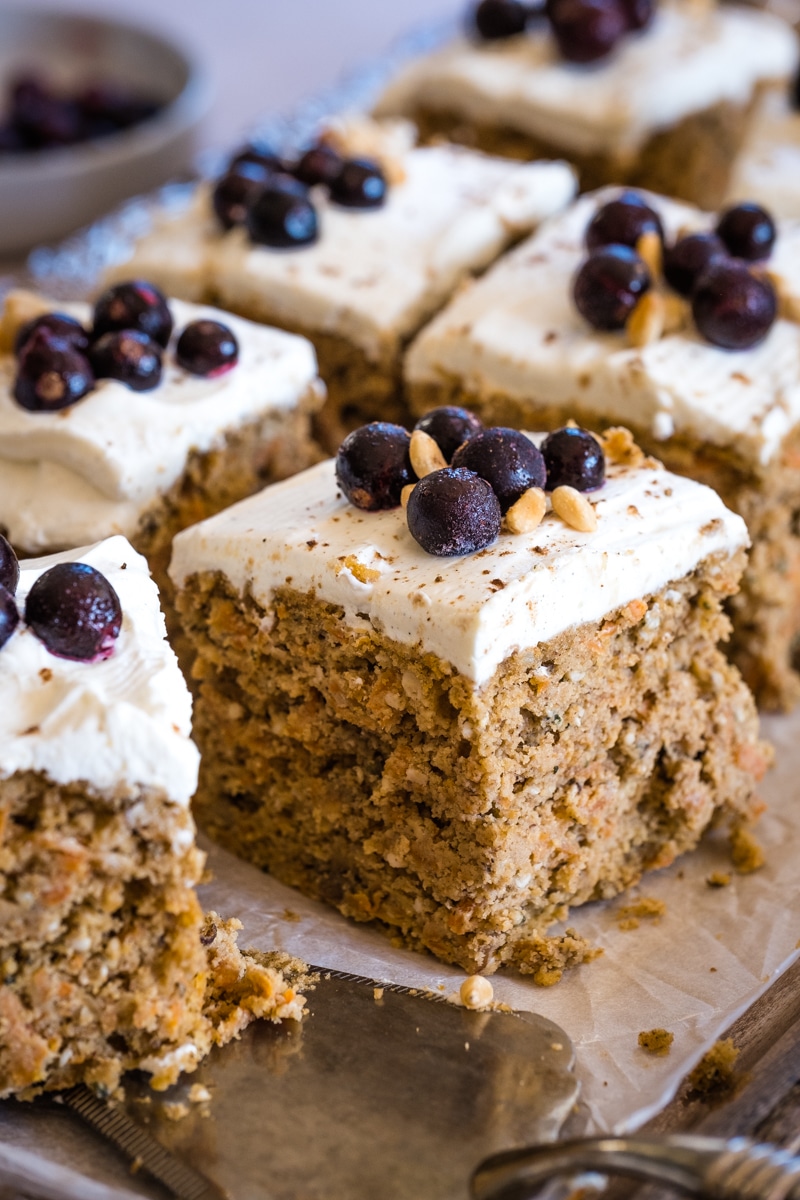 Gluten Free Carrot Cake {Moist and Fluffy!} – WellPlated.com